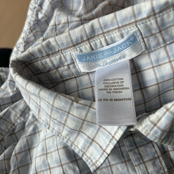 Bundle of 2 Janie & Jack long sleeve shirt onesies.Size 12-18 month.Church/party - Picture 2 of 9